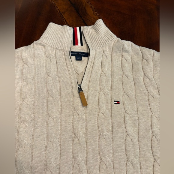 Tommy Hilfiger Cream Tan Cable Knit Pullover Sweater 1/4 Zip Neck Logo Men’s L - Picture 5 of 14